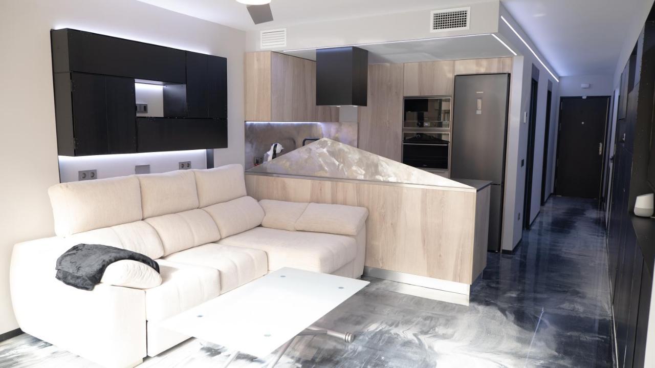 La Farola - Luxury Domotic Flat In Puerto Deportivo Apartamento Marbella Exterior foto